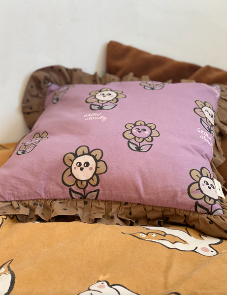 Frilled cushion floral - studioloco